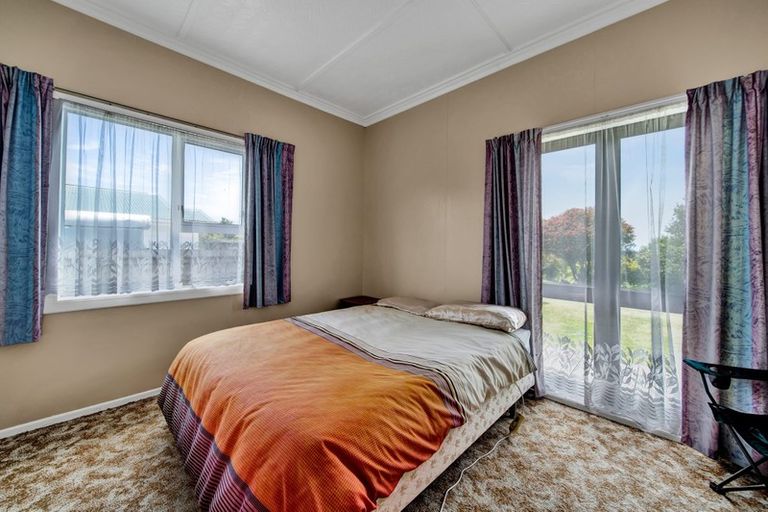 Photo of property in 11 Kent Terrace, Midhirst, Stratford, 4394