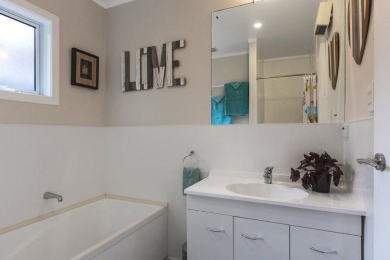 Photo of property in 61 Discovery Drive, Whitby, Porirua, 5024