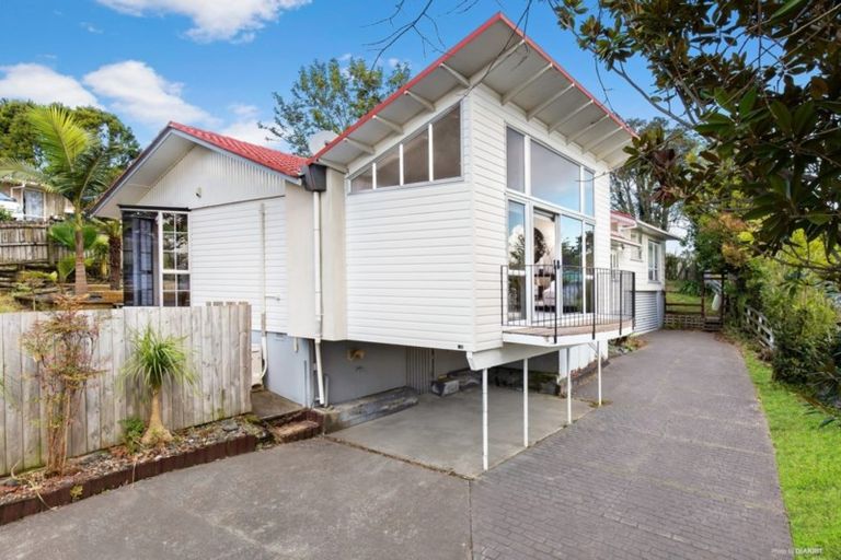 Photo of property in 39 Waitaki Street, Henderson, Auckland, 0612