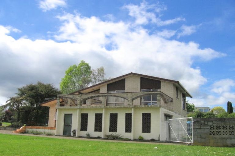 Photo of property in 1 Tumene Drive, Owhata, Rotorua, 3010