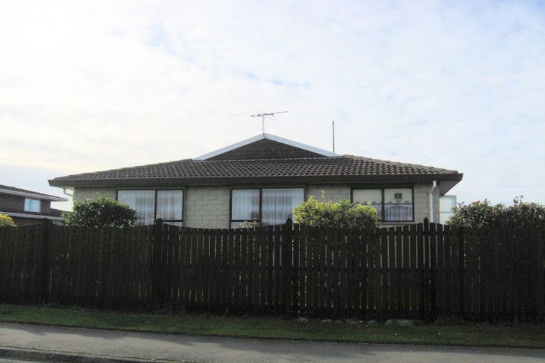 Photo of property in 1/101 Cheyenne Street, Sockburn, Christchurch, 8042