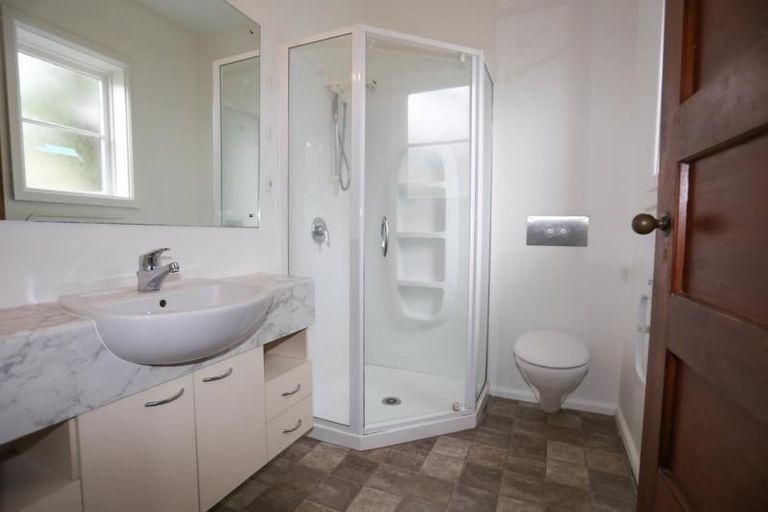 Photo of property in 19 Tika Street, Riccarton, Christchurch, 8041