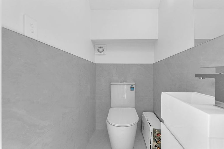 Photo of property in 536c Weymouth Road, Weymouth, Auckland, 2103