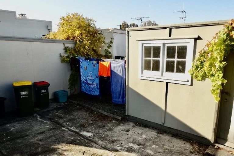 Photo of property in 74 Te Aroha Street, Hamilton East, Hamilton, 3216