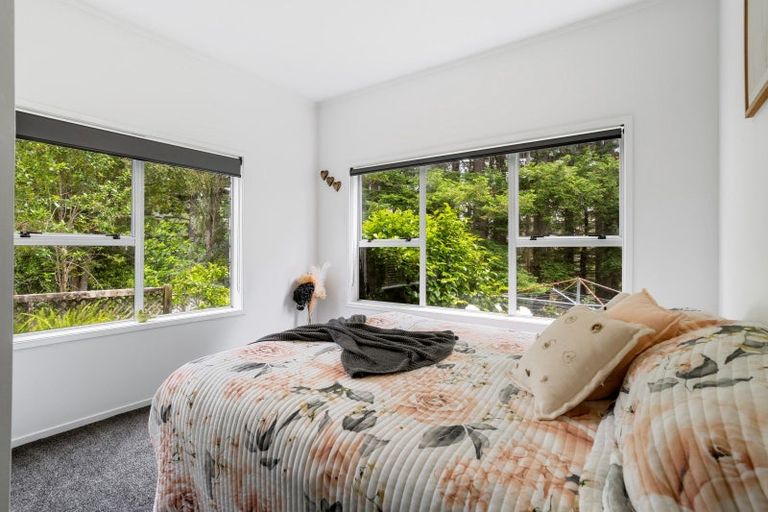 Photo of property in 115 Chevron Crescent, Whangamata, 3620