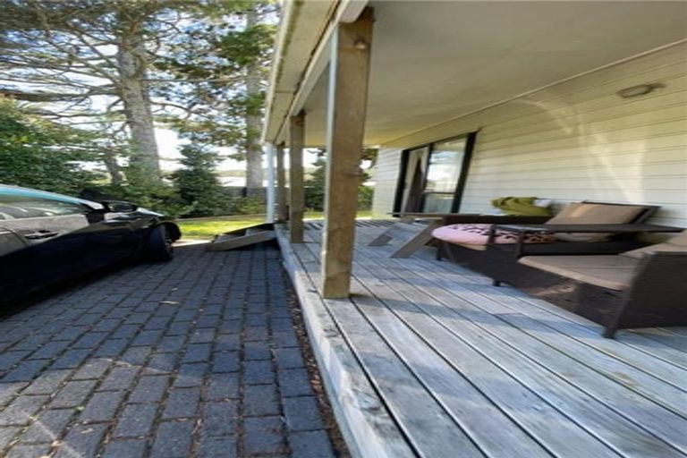 Photo of property in 368 West Coast Road, Glen Eden, Auckland, 0602