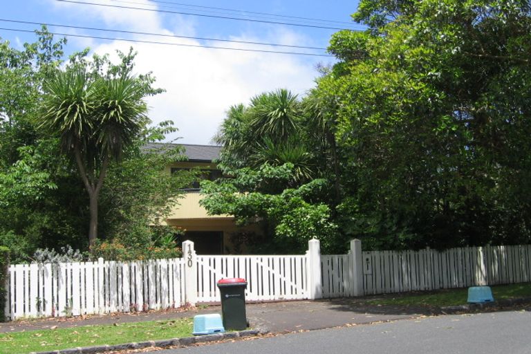 Photo of property in 130 Wheturangi Road, Greenlane, Auckland, 1051