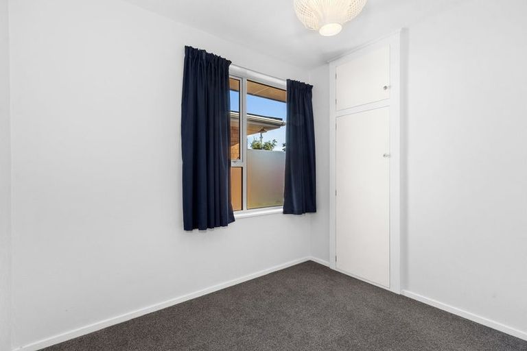 Photo of property in 2/110b Withells Road, Avonhead, Christchurch, 8042