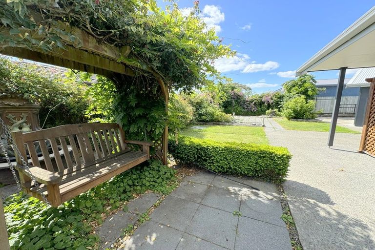 Photo of property in 1 Highgrove Place, Waipukurau, 4200