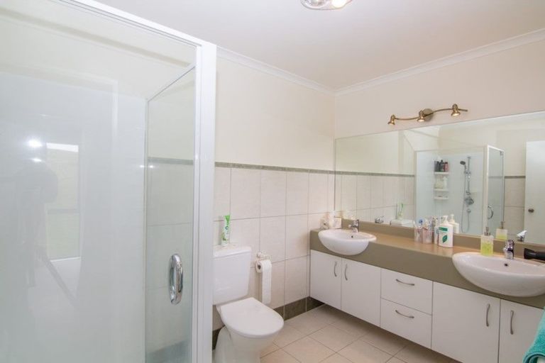 Photo of property in 44 Poynter Lane, Dairy Flat, Silverdale, 0992