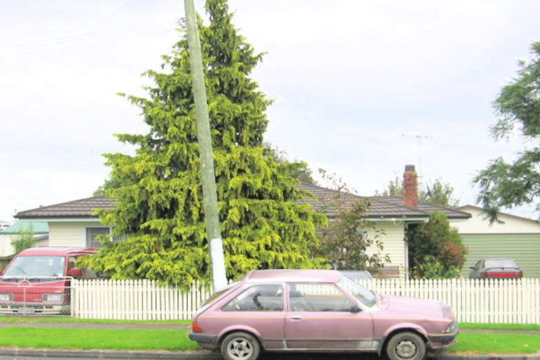 Photo of property in 11 Rogers Road, Manurewa, Auckland, 2102