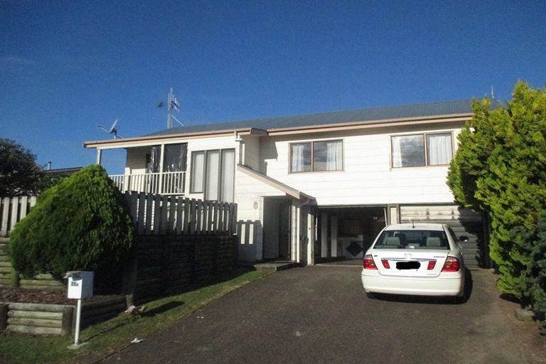 Photo of property in 15a Pohutukawa Drive, Pukete, Hamilton, 3200