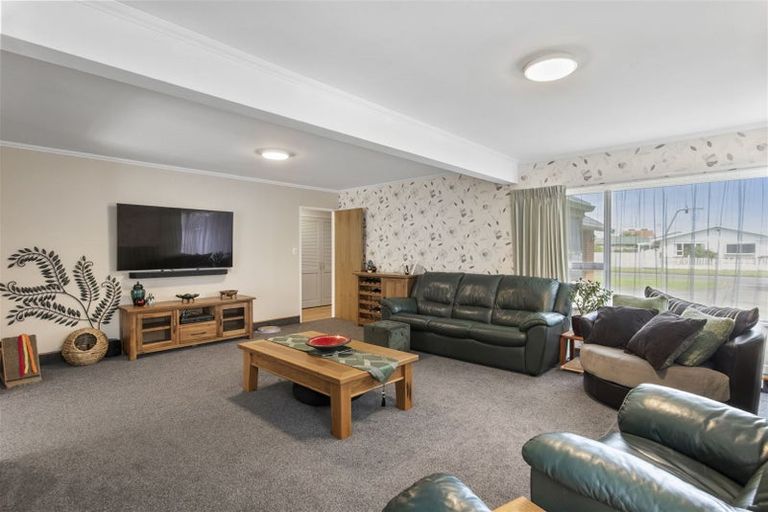 Photo of property in 3 Wright Grove, Levin, 5510