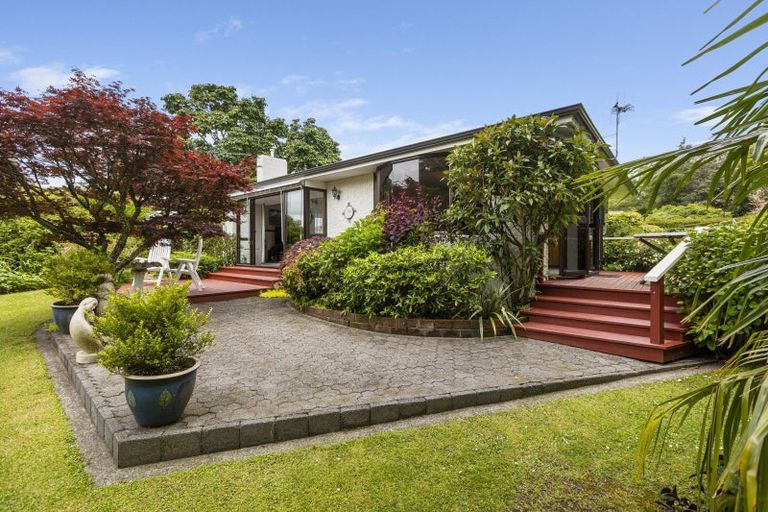 Photo of property in 14 Tainui Terrace, Inglewood, 4330