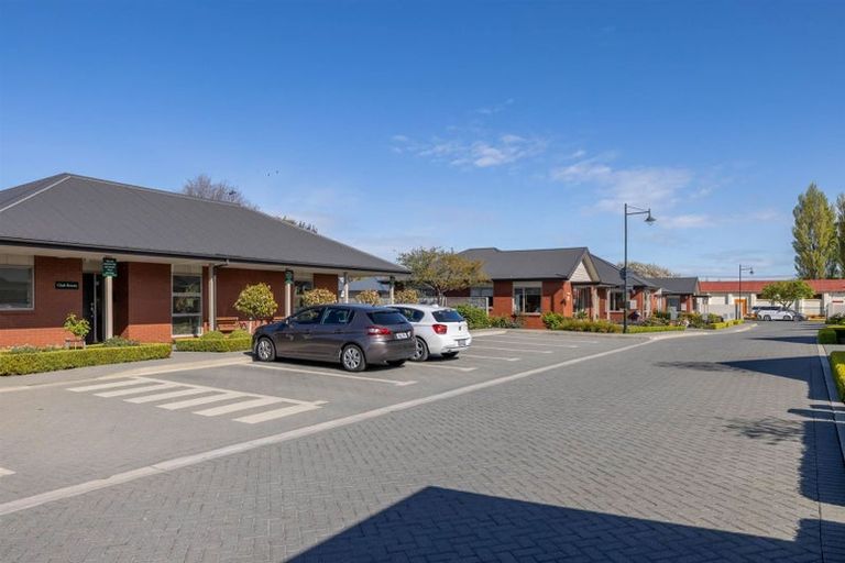 Photo of property in 22 Streamside Court, Woolston, Christchurch, 8062