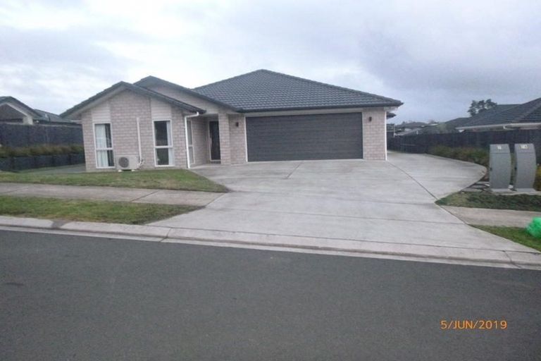 Photo of property in 7 Pohue Avenue, Huapai, Kumeu, 0810