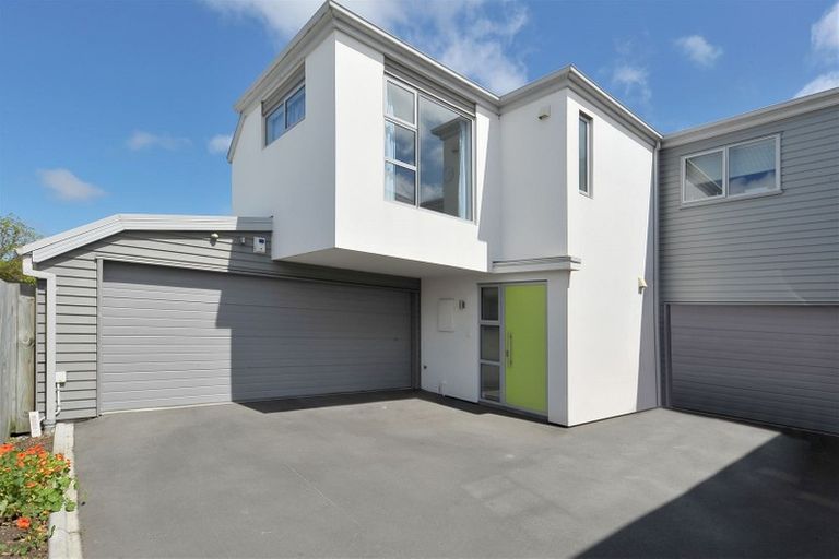Photo of property in 12 Heywood Terrace, Richmond, Christchurch, 8013