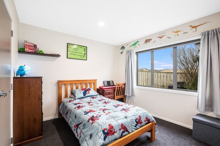 Photo of property in 11 Nelson Avenue, Aotea, Porirua, 5024