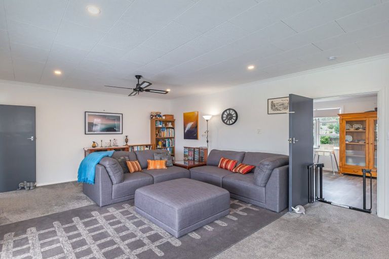 Photo of property in 620 Queen Street East, Levin, 5510