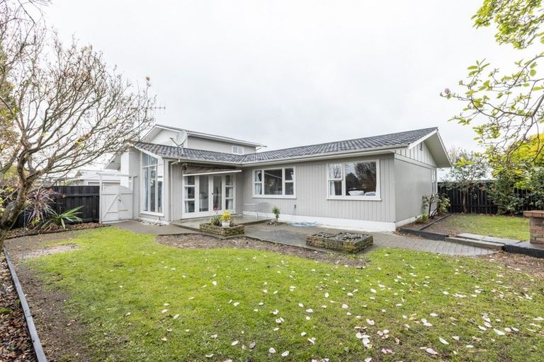 Photo of property in 19 Sefton Street, Havelock North, 4130