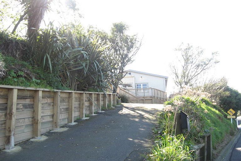 Photo of property in 32 Waikowhai Street, Ngaio, Wellington, 6035