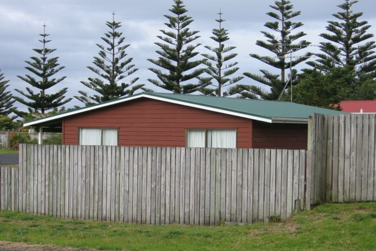 Photo of property in 48 Meiklejohn Way, Omaha, 0986