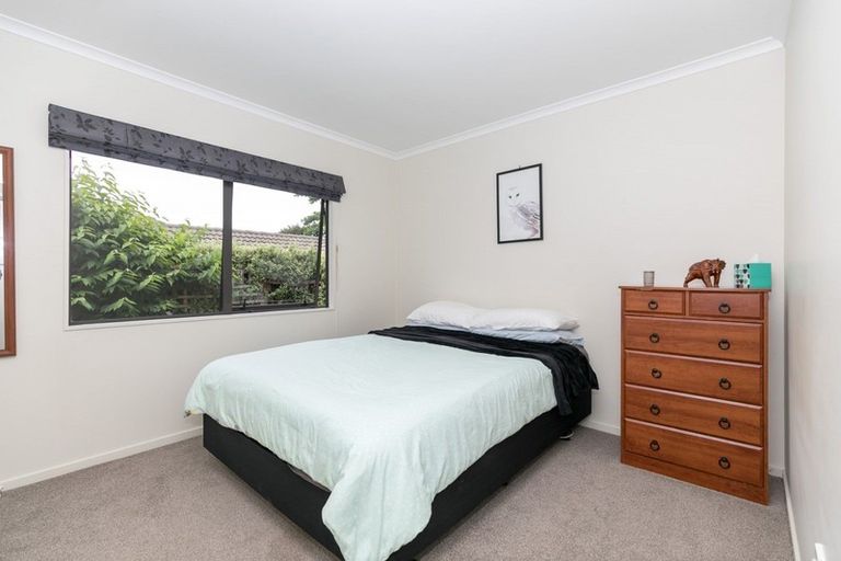 Photo of property in 71 Ayrshire Drive, Grandview Heights, Hamilton, 3200