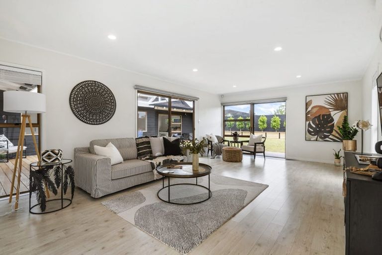 Photo of property in 86 Becroft Drive, Forrest Hill, Auckland, 0620