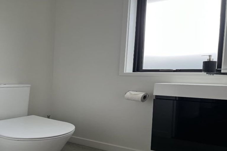 Photo of property in 16 Renfrew Street, Waikiwi, Invercargill, 9810