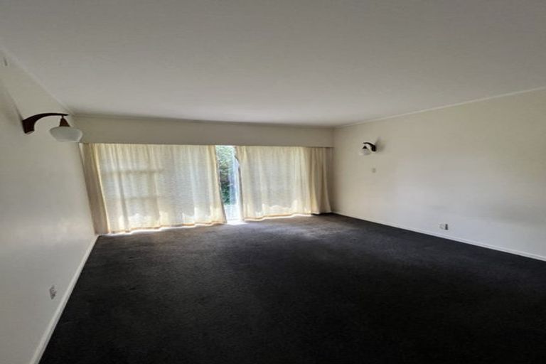 Photo of property in 15 Law Street, Torbay, Auckland, 0630