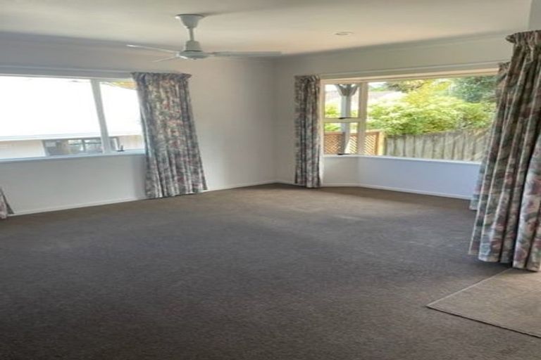 Photo of property in 3b Sample Road, Albany, Auckland, 0632