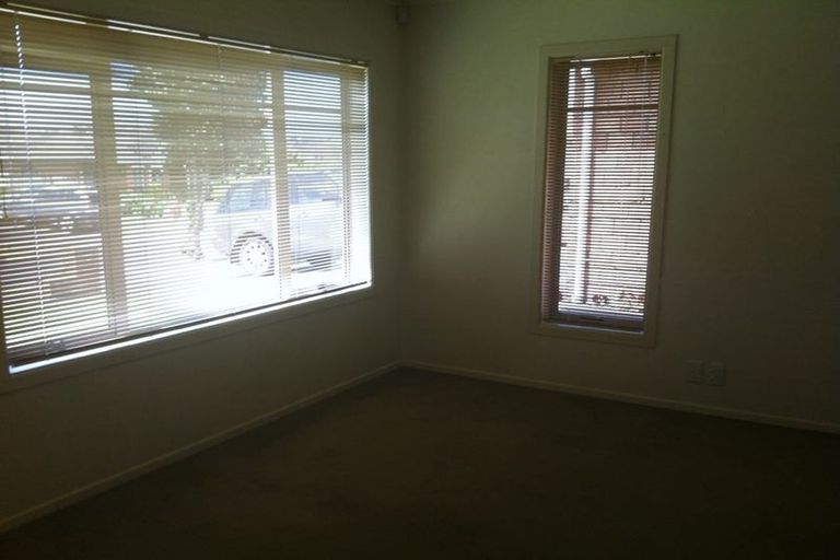 Photo of property in 5 Shankill Place, East Tamaki, Auckland, 2013