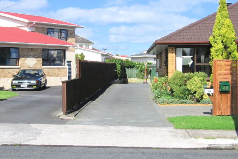 Photo of property in 1/49 Devon Road, Bucklands Beach, Auckland, 2012