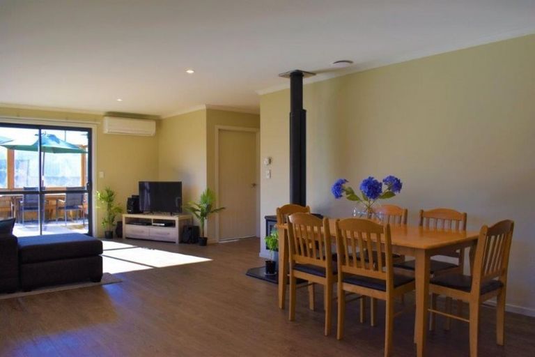 Photo of property in 16 Kakapo Lane, Motueka, 7120