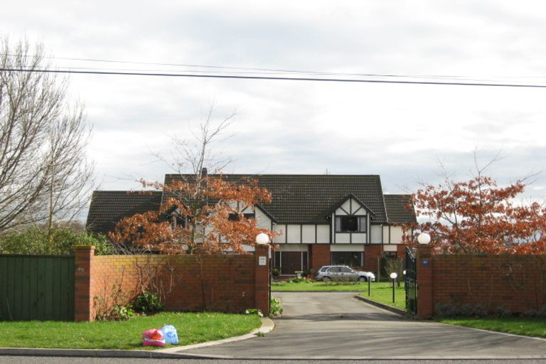 Photo of property in 117 Brookvale Road, Havelock North, 4130