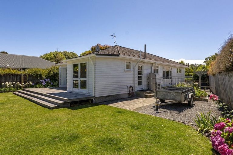 Photo of property in 63 Ngaio Street, Saint Martins, Christchurch, 8022