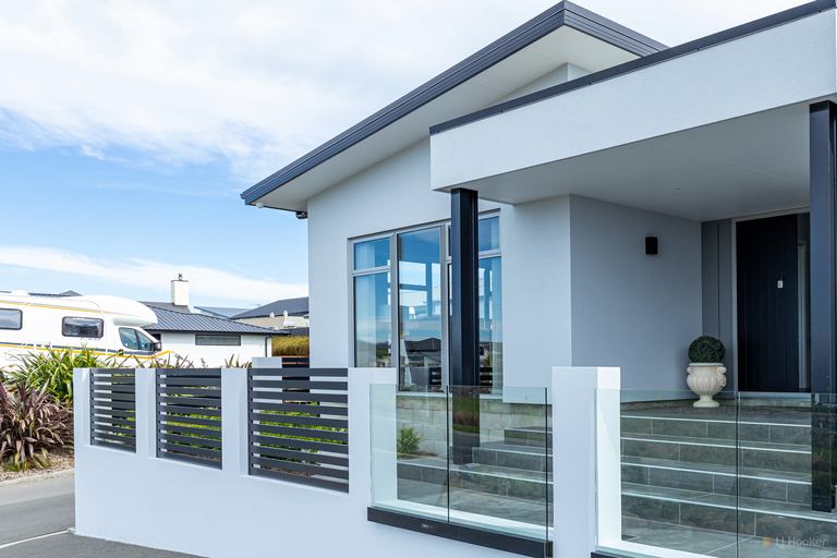 Photo of property in 28 Meadowstone Street, Gleniti, Timaru, 7910