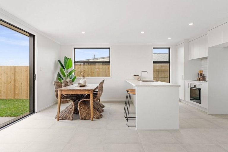 Photo of property in 19a Cowell Crescent, Pyes Pa, Tauranga, 3112