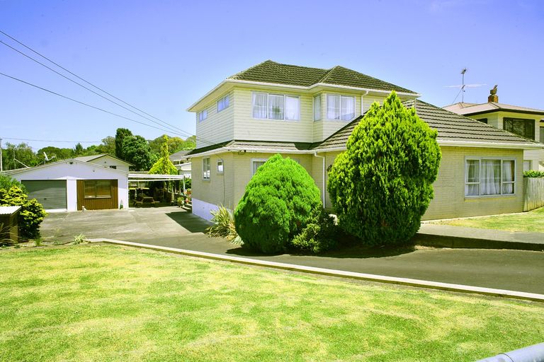 Photo of property in 11 Claymore Street, Manurewa, Auckland, 2102