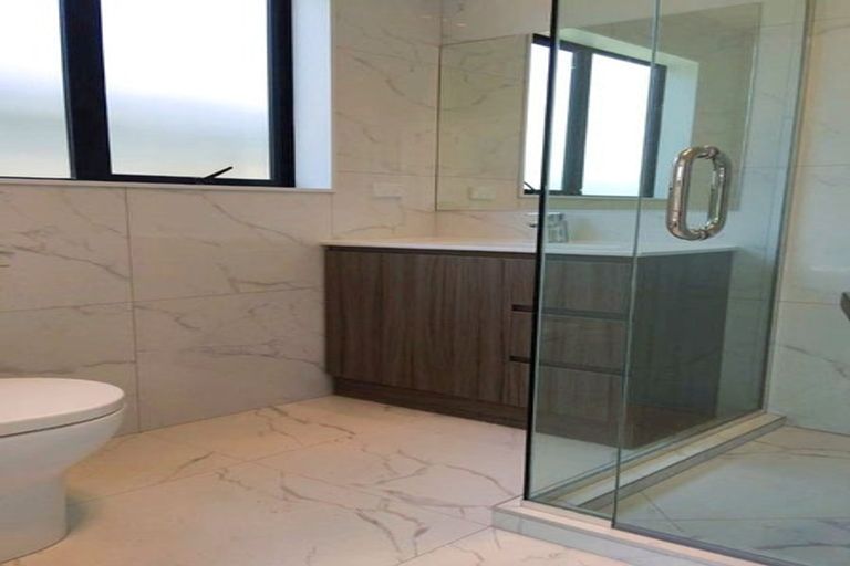 Photo of property in 4 Twin Parks Rise, Papakura, 2110