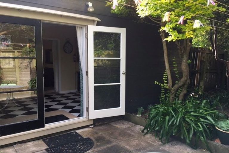 Photo of property in 66 Ludlam Street, Seatoun, Wellington, 6022