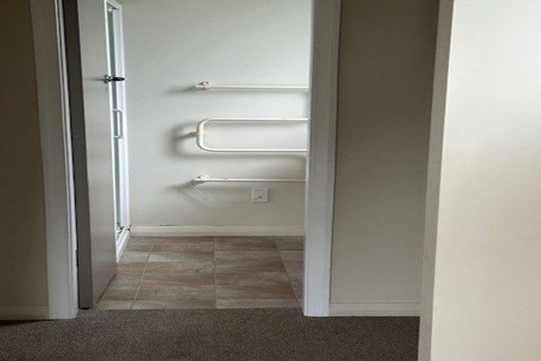 Photo of property in 18 Moana Road, Paraparaumu, 5032