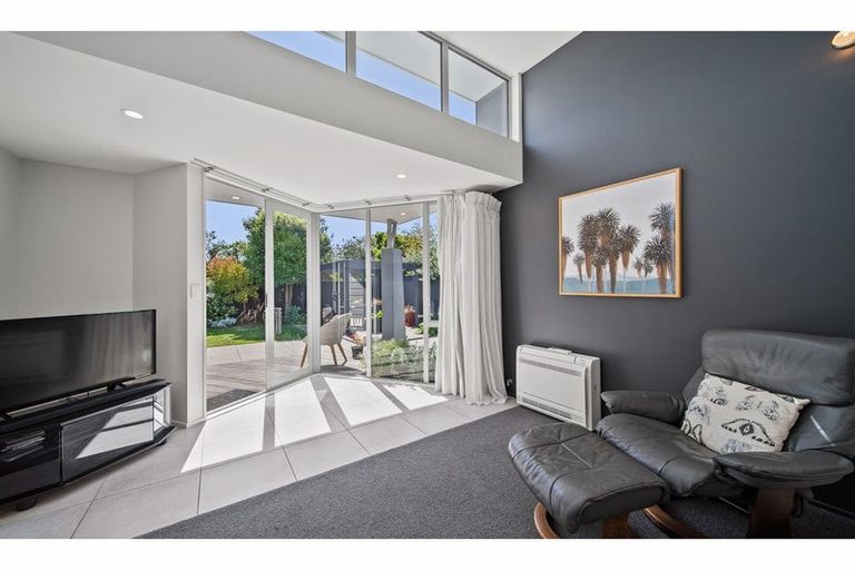 Photo of property in 127a Rocking Horse Road, Southshore, Christchurch, 8062