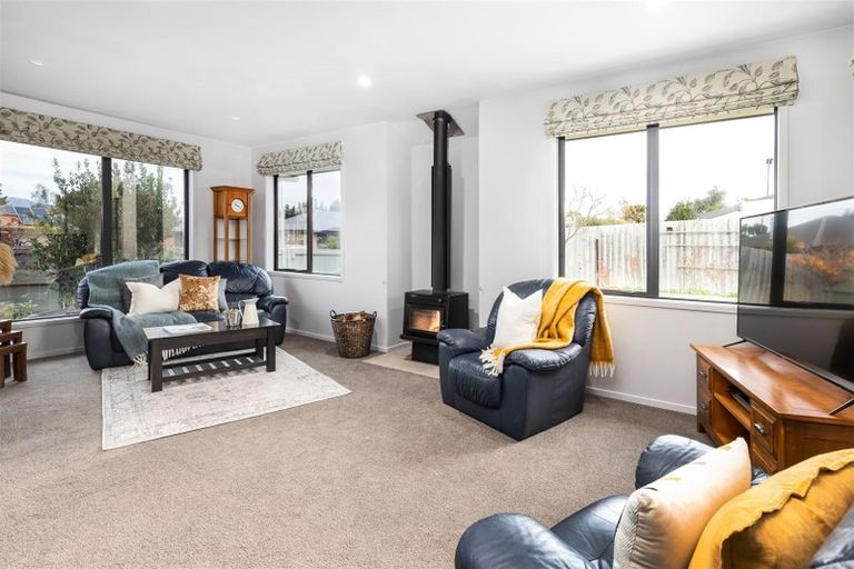 Photo of property in 10 Mcisaac Place, Renwick, 7204