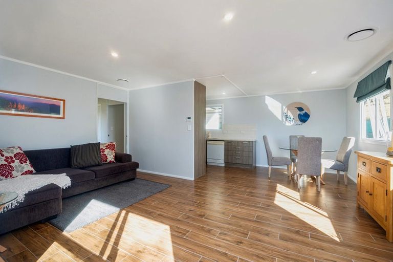 Photo of property in 141 Karioitahi Road, Waiuku, 2683