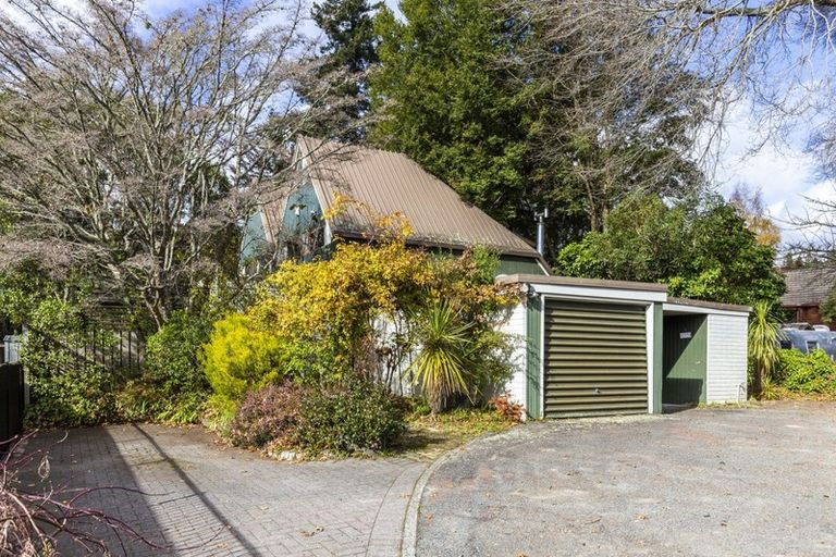 Photo of property in 35 Taupahi Road, Turangi, 3334