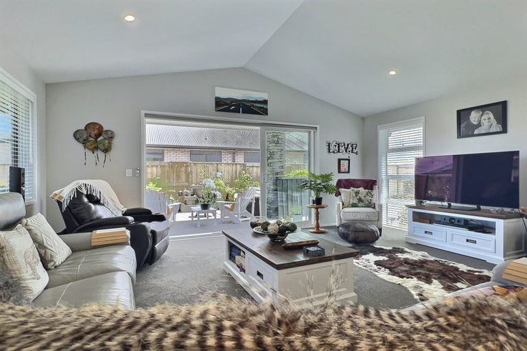 Photo of property in 36 Wai Terrace, Wharewaka, Taupo, 3330