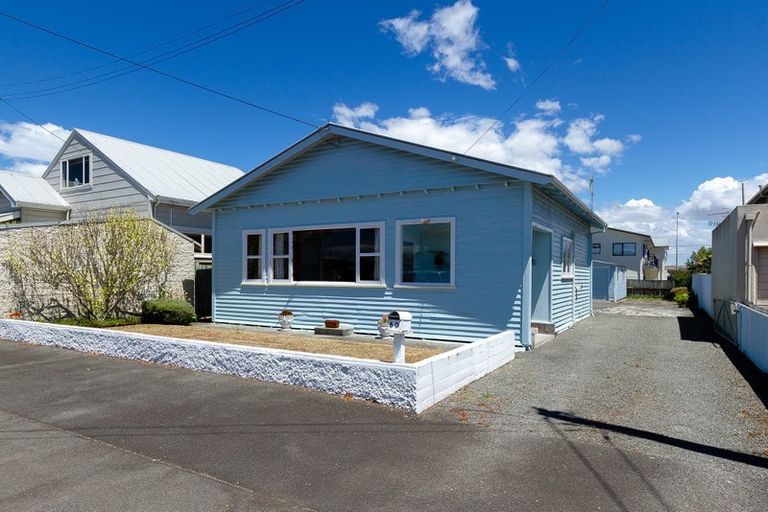 Photo of property in 80 Charles Street, Westshore, Napier, 4110