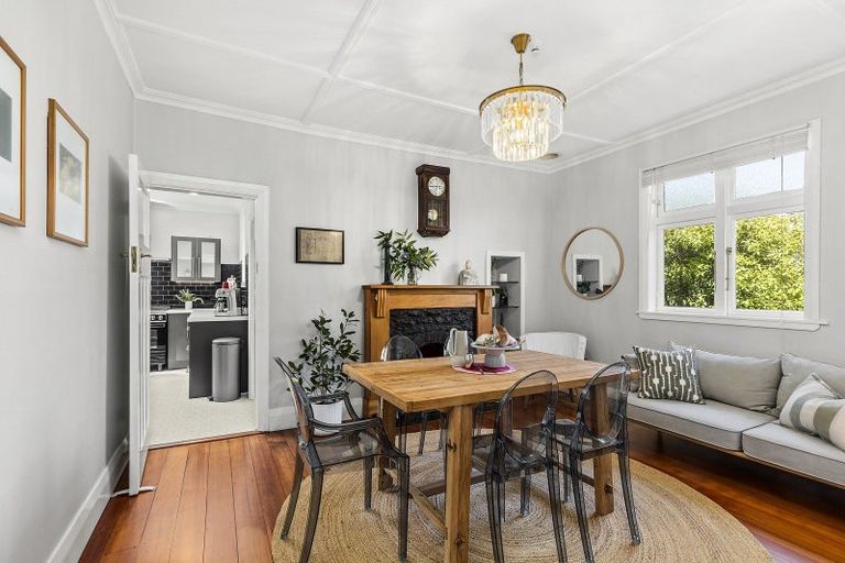 Photo of property in 19 Thorby Street, Northland, Wellington, 6012