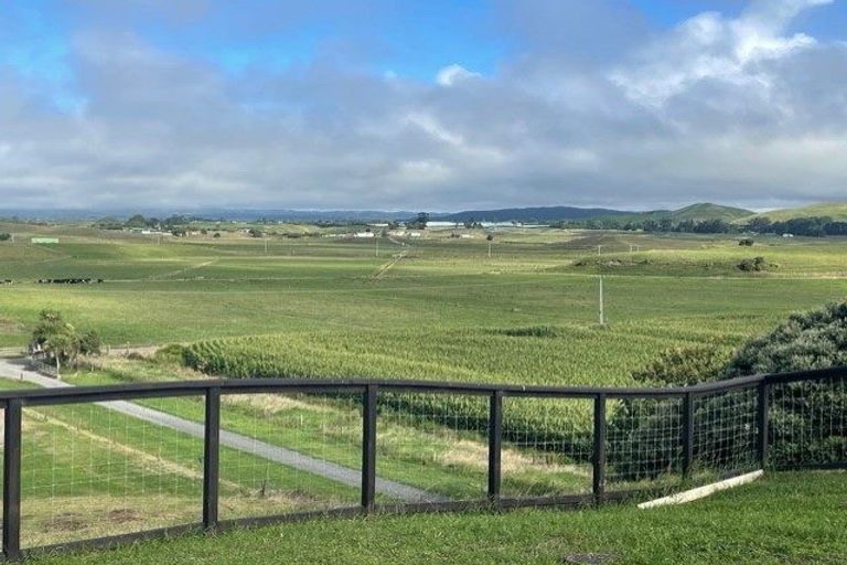 Photo of property in 32c Pokare Road, Pukehina, Te Puke, 3186